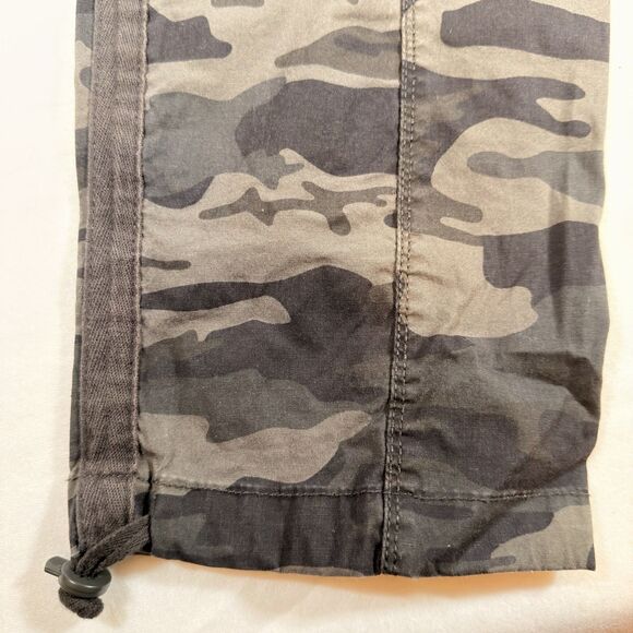 Social Standard by Sanctuary Womens Pants Camo Crop Sz Large Cargo Cotton Blend - Picture 7 of 7